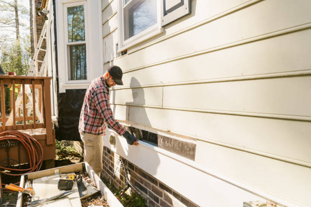 Trusted Emergency Siding Repair service in Spring Lake, NC - Creative Siding